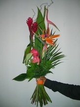 Bouquet linéaire exotique
